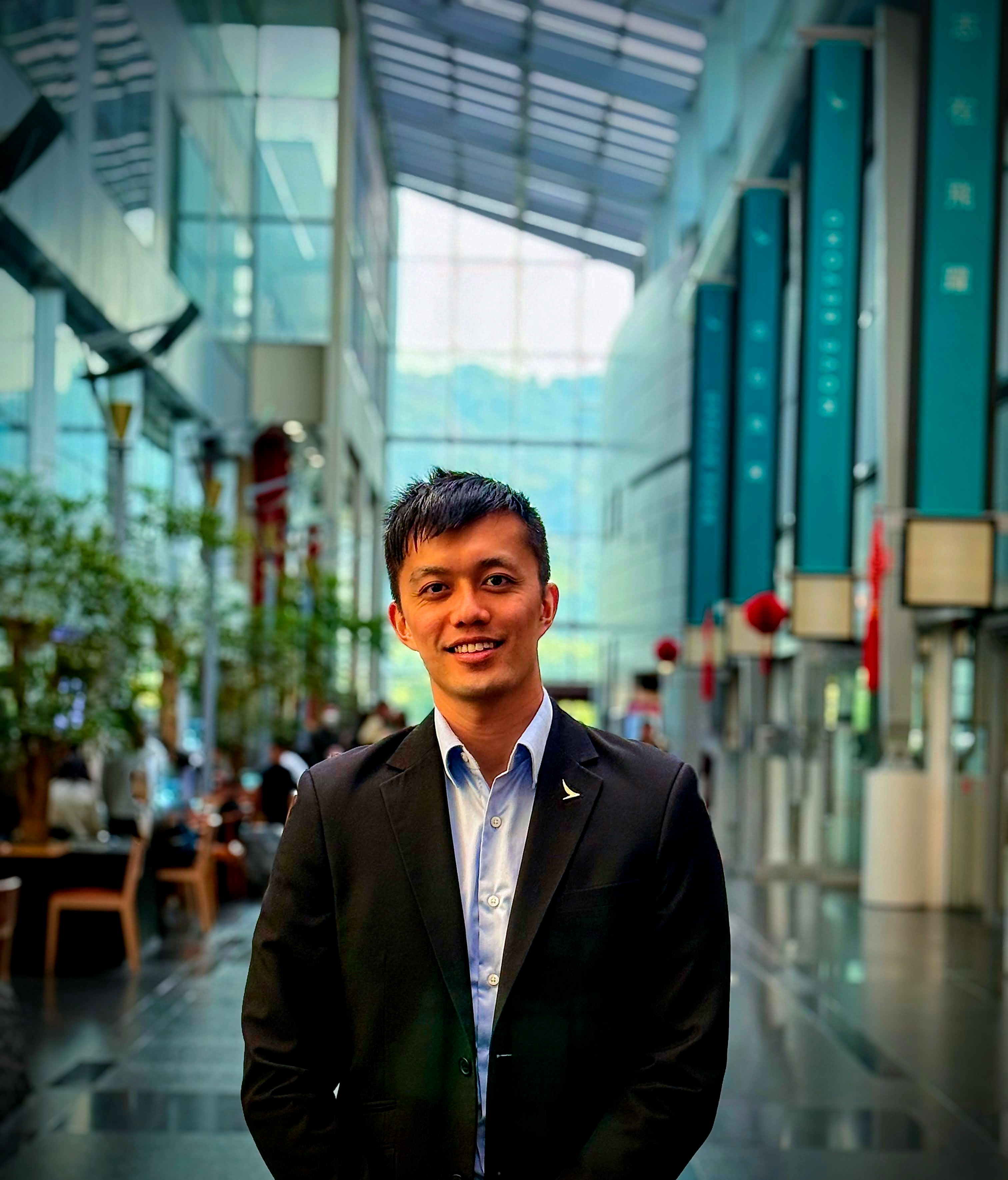 Mr. Samuel Wong